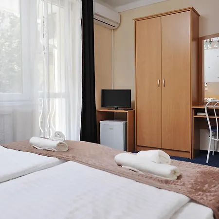 Papillon 3* Budapest