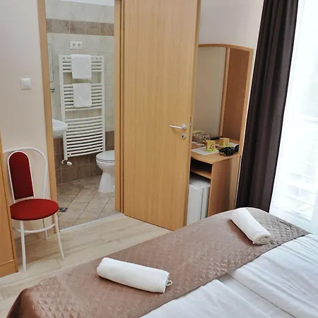 Hotell Papillon 3*