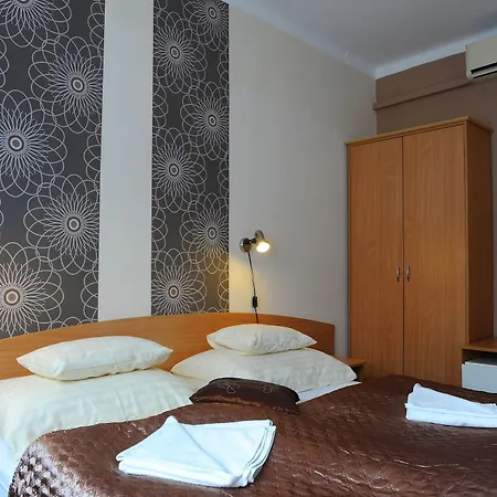 Hotel Papillon 3*