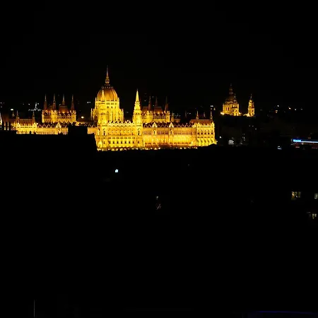 Papillon Hotell 3*